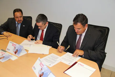 UPAEP online firma convenio con el Centro San Juan Diego
