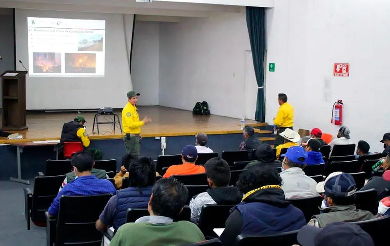 ayuntamiento-de-puebla-capacitacion-ejidatarios-incendios-forestales