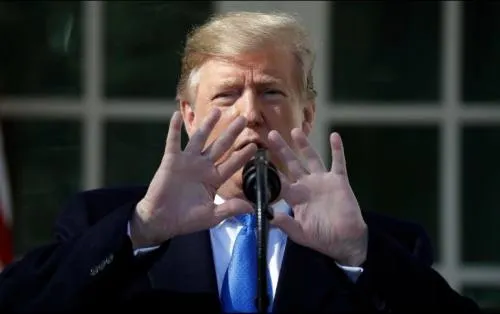 Trump cita “invasión” en frontera para justificar su decreto sobre el muro