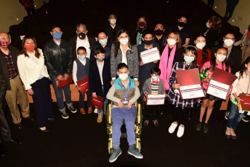 Premian a ganadores de concurso de dibujo y cortometraje del IMACP 