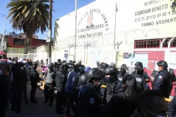 Presunto acarreo de votos confronta a pobladores de Xochimehuacan