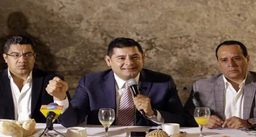 Morena se ha convertido en plataforma atractiva para políticos poblanos