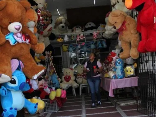 Alista Profeco multas contra cupidos abusivos en San Valentín