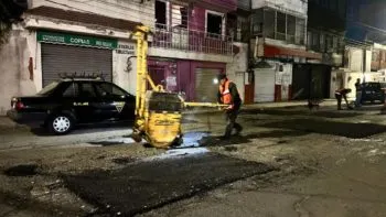 Ayuntamiento de Puebla invertirá 110 mdp en bacheo durante 2025 con trabajos nocturnos