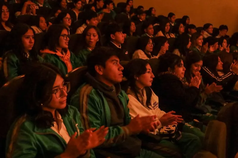 ayto-pue-ijmp-obra-teatro-no-pierdas-tu-voz