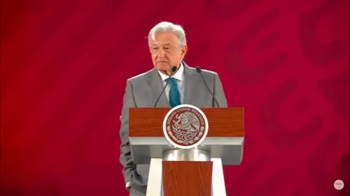 Tienen que entender que son otros tiempos, dice López Obrador a la CNTE