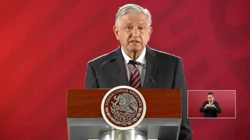 AMLO afirma que si modista sin experiencia está al frente de comisión del Conacyt