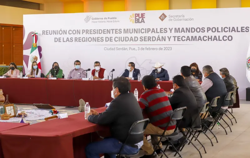 Trabajar conjuntamente para mantener la seguridad