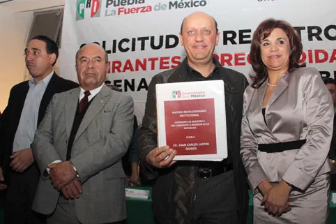 Golpeteo y guerra sucia nos fortalecen: Lastiri
