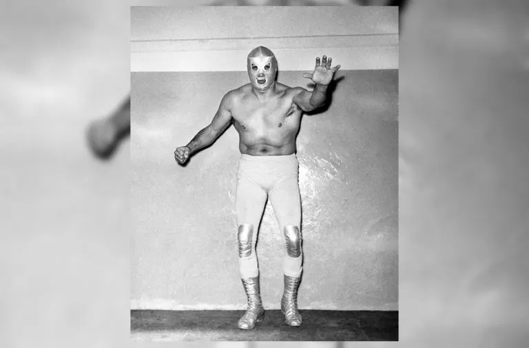 Santo El Enmascarado de Plata, a la pantalla grande