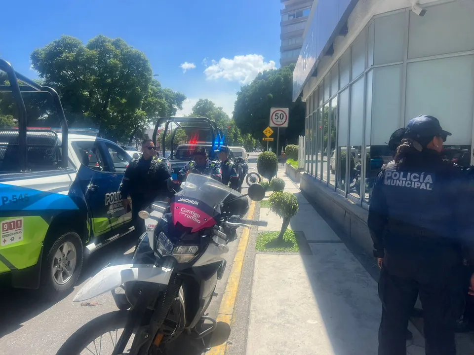 Robo a cuentahabiente en colonia Huexotitla