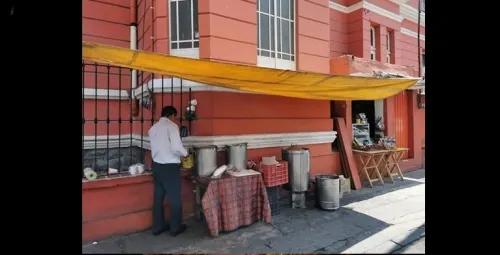 Petición de apoyo a tamalero en la capital poblana se vuelve viral