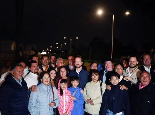 Con más luminarias se fortalece la seguridad y movilidad de las familias de juntas auxiliares