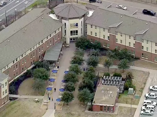 Tiroteo en universidad de Texas deja al menos 2 muertos