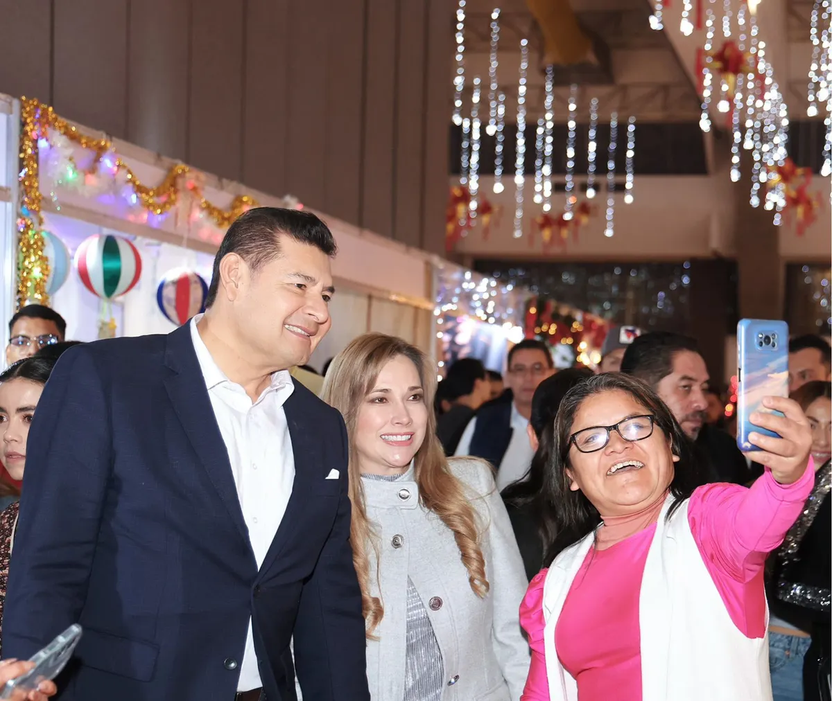 Alrededor de 300 mil personas disfrutaron del Festival Navideño “Por Amor a Puebla”