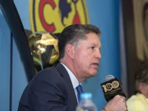 Peláez llama a Higuera ‘gato de Vergara’