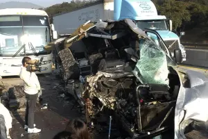 Al menos cinco fallecidos deja choque en Arco Norte