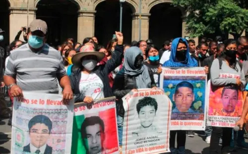 Dictan auto de formal prisión a El Mochomo por caso Ayotzinapa