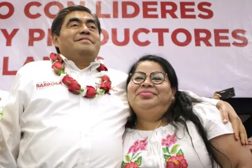 Maritza Marín le da la espalda al PRI; se suma a campaña de Barbosa