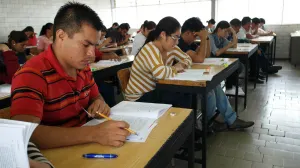 El 49 por ciento de maestros poblanos obtuvieron resultados idóneos