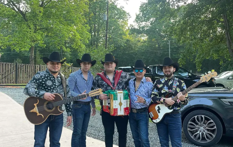 Oscar Ayala y su Sangre Brava