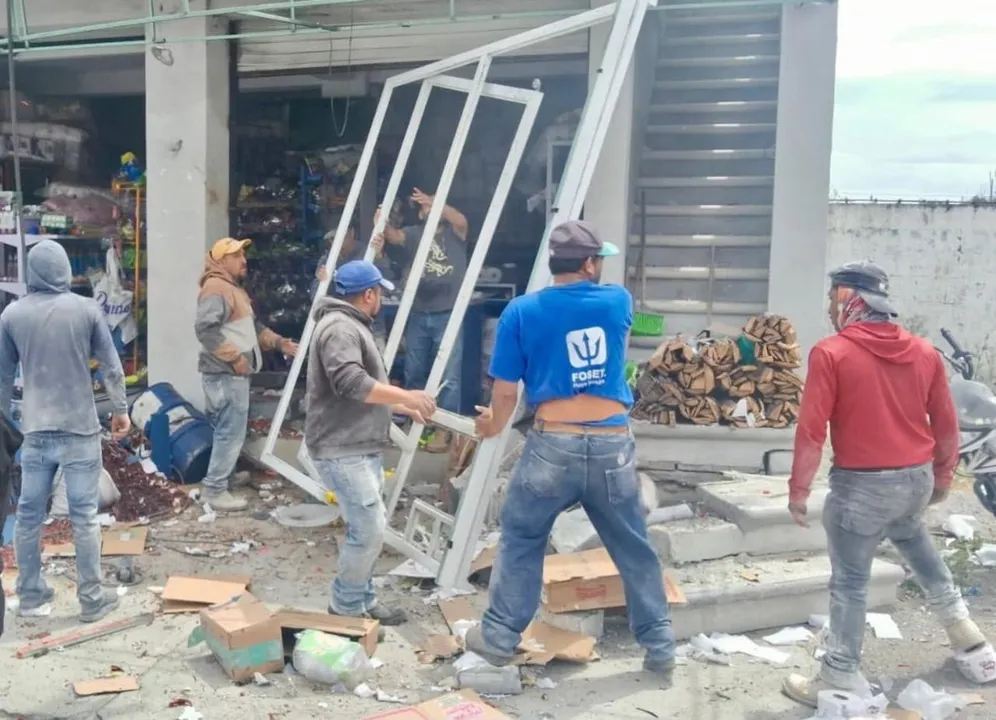 Explosión de cohetes