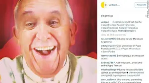 No, esta no es una selfie del Papa Francisco