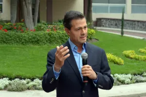 Que Peña Nieto publique su expediente clínico, pide Article 19