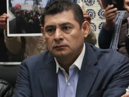 Advierte Armenta Mier que defenderá su militancia priista ante amenazas de César Camacho