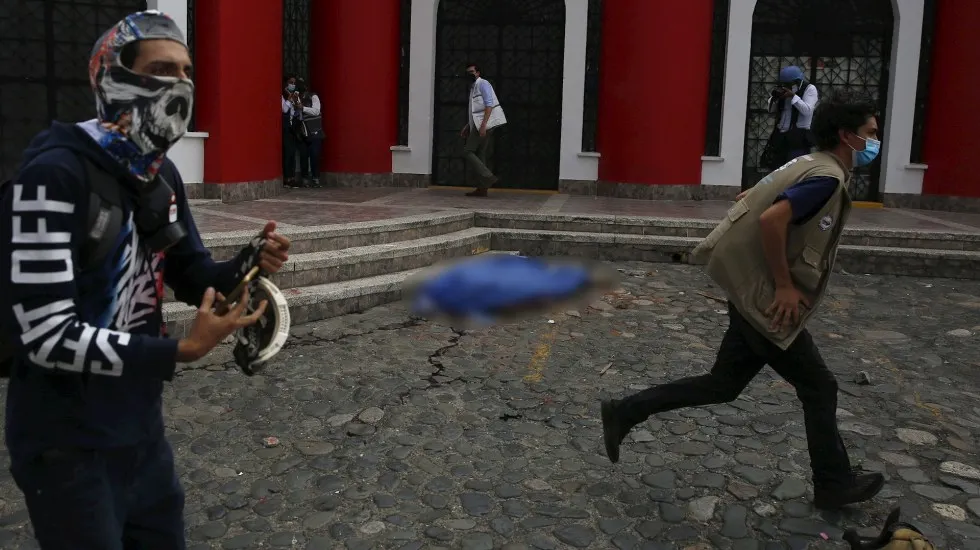 Tras protestas en Colombia, mueren tres personas