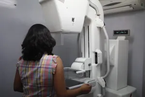 Apenas 40 oncólogos cubren atención de mujeres con cáncer de mama