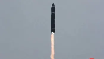 Corea del Norte lanza un misil balístico al mar de Japón