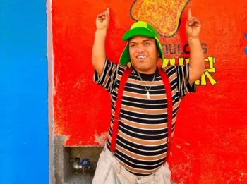 Manager de ‘Medio Metro’ corre a fan durante convivencia; sólo quería un autógrafo del bailarín