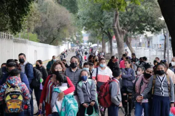 Gobierno de Puebla analiza suspensión de clases presenciales en los municipios aledaños al Popocatépetl