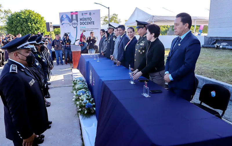 ayuntamiento-de-puebla-condecoraciones-policias