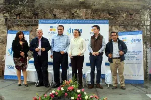 Sedeso e IPM realizan Feria de Servicios para Mujeres en Teziutlán