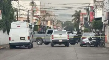 Enfrentamiento entre marinos y huachigaseros deja un muerto y un detenido en Texmelucan