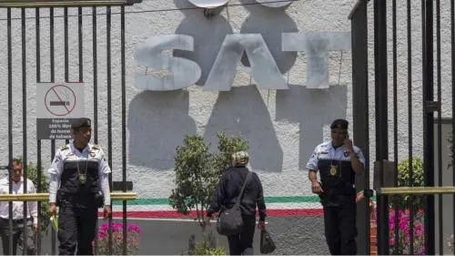 Asalariados “le hacen el año” al padrón del SAT