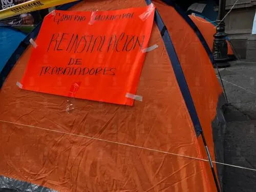 Todos o nadie: ex trabajadores del ayuntamiento a Claudia Rivera