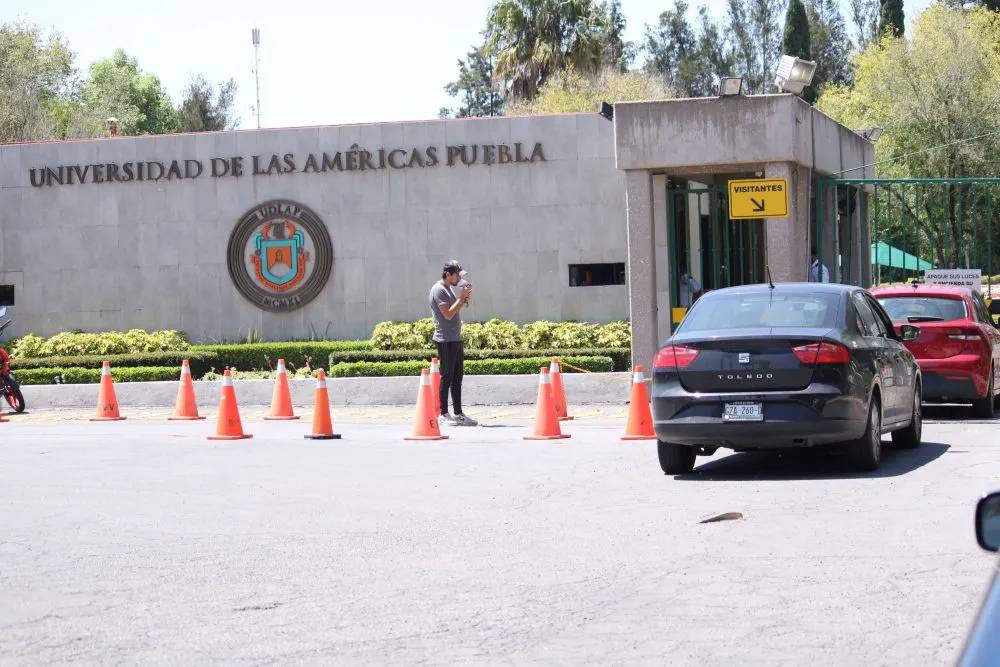 Exhorta juez de la CDMX a liberar el campus de la UDLAP