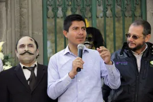 Compromiso de políticos es impulsar a las mujeres: Rivera