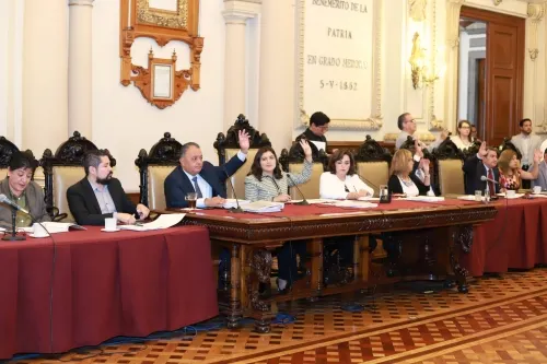 Arde el cabildo capitalino