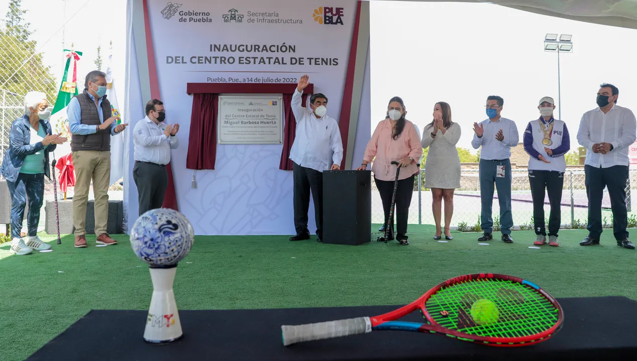 Con nuevo centro de tenis  gobierno de Puebla fortalece al deporte y tejido social : MBH