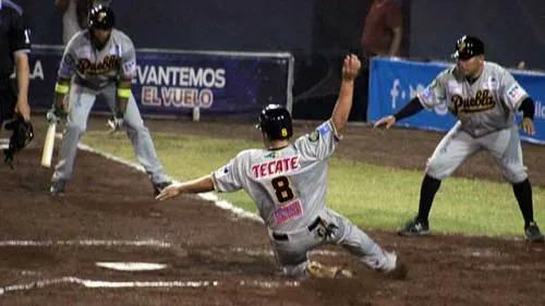 Pericos asegura la serie en el Puerto