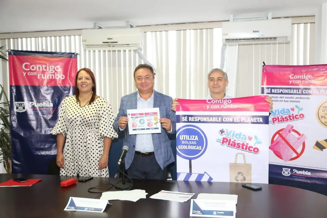 Presenta Ayuntamiento de Puebla campaña para reducir el uso de plásticos