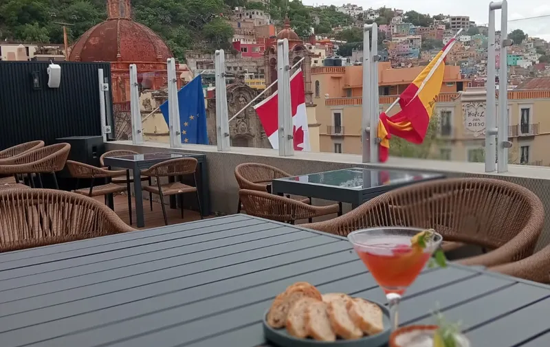 terraza-one-bar-1850-hotel-boutique-guanajuato