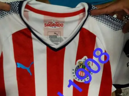 Filtran supuestas nuevas camisetas de Chivas