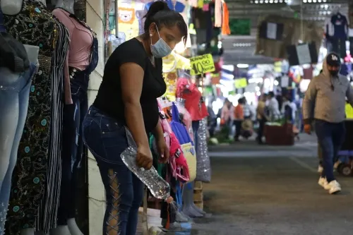 Centros de abasto y mercados se sujetan a medidas de control para evitar aglomeraciones: Segob