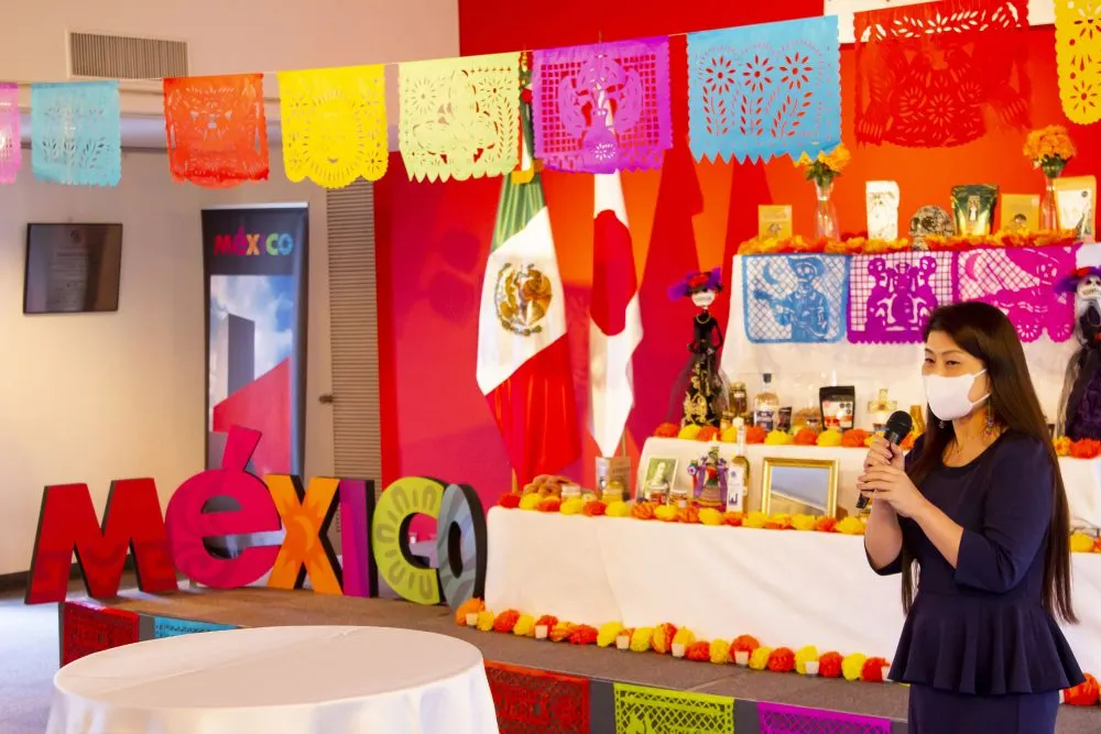 Llegan productos “Orgullo Puebla” a Japón para festejo de Día de Muertos