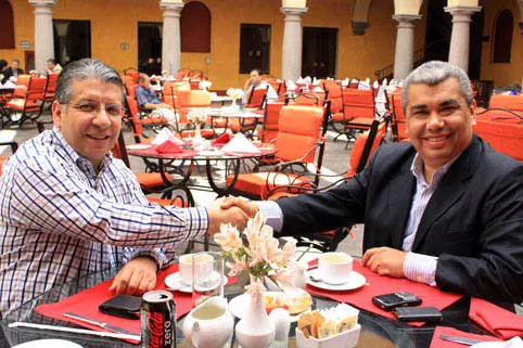 Zavala olvida insultos de Doger y prometen trabajar juntos